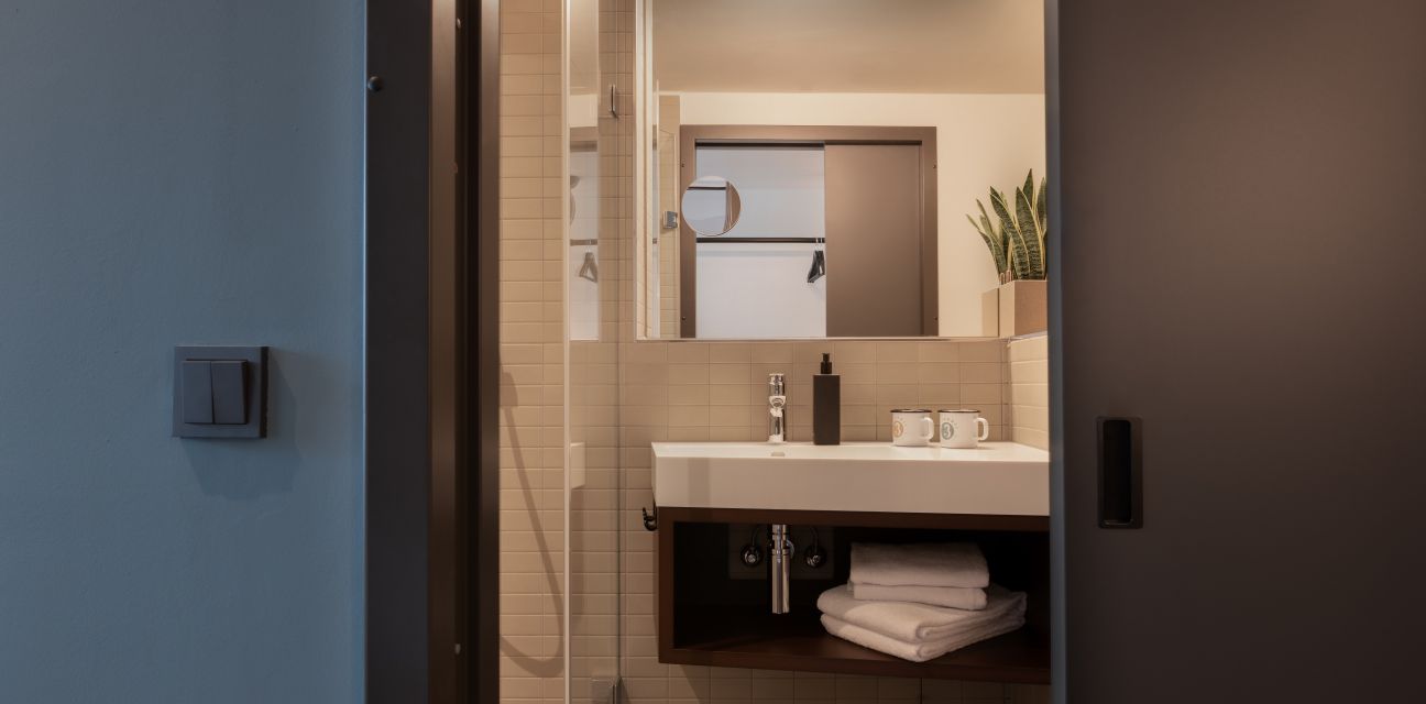 View into a bathroom of the room category SMALL